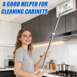Hands-Free Flat Mop with Universal Cloth Clamp