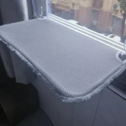 Alternative view of Foldable Cat Window Hammock with Suction Cups